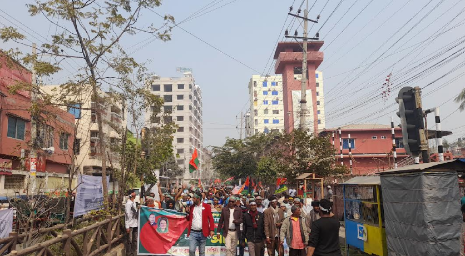 তারেক রহমানের জনসভাস্থলে জড়ো হচ্ছেন বিএনপির নেতাকর্মীরা