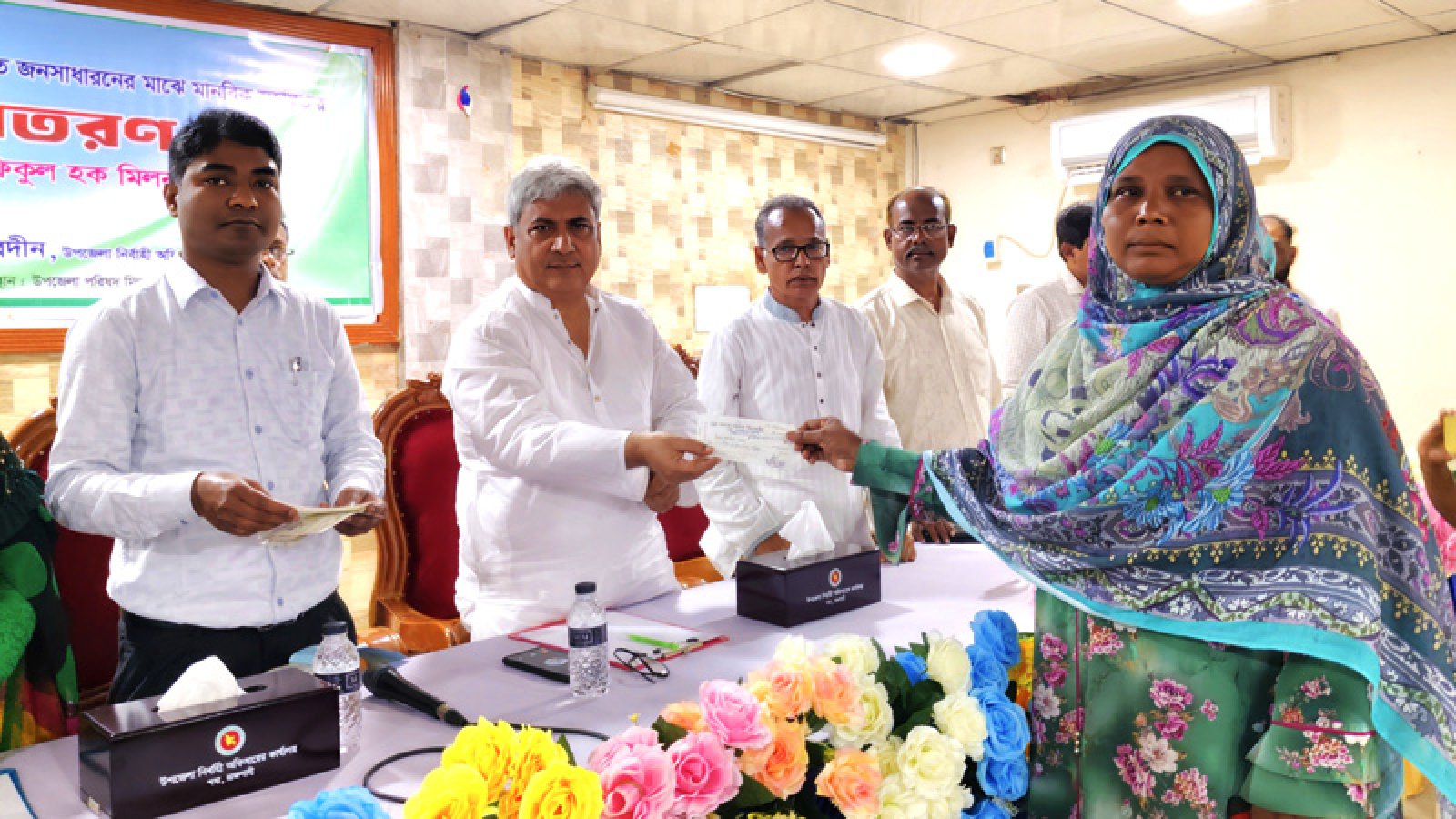 জনগণের প্রতি দায়বদ্ধতা নিশ্চিত করেই কাজ করছি: এমপি মিলন