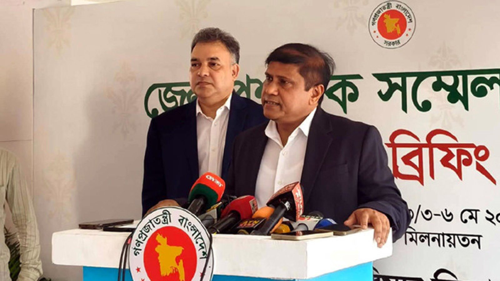 সশস্ত্র বাহিনীকে জনমুখী করতে ডিসিদের নির্দেশনা