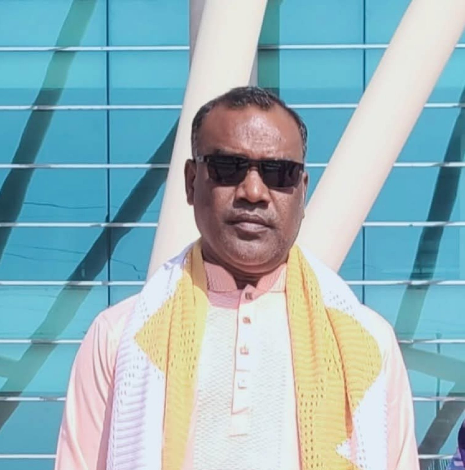 কেশরহাট পৌর যুবদলের সাবেক সভাপতি হারুন আর নেই