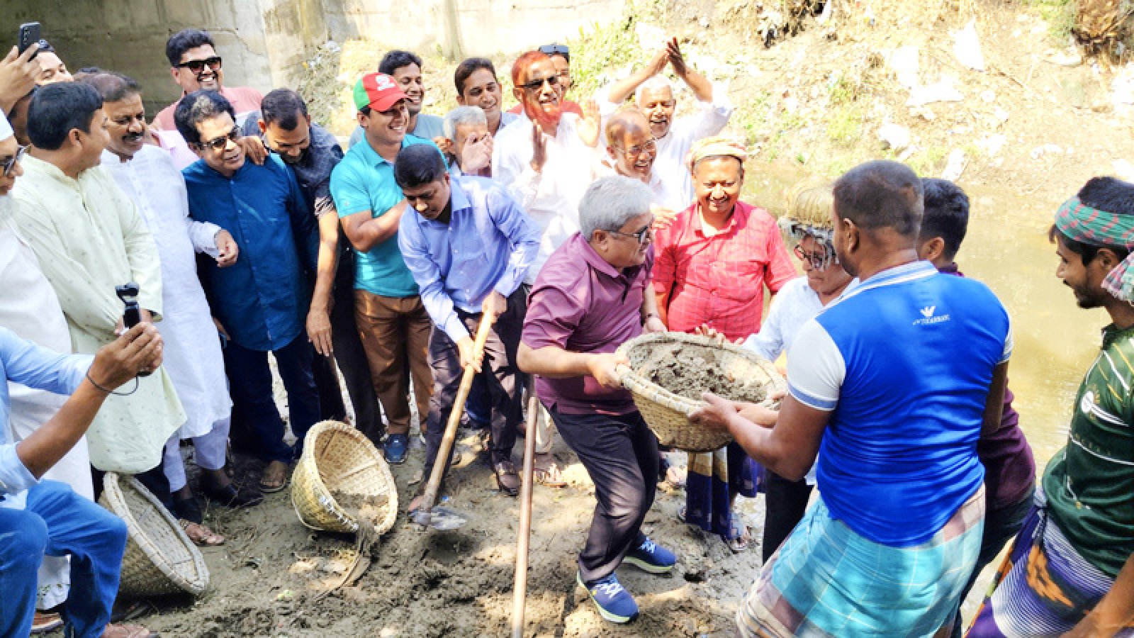 পবায় বৈরাগীর খাল পুনঃখননে ফিরবে কৃষির প্রাণ, উপকৃত হবে ২০ হাজার পরিবার