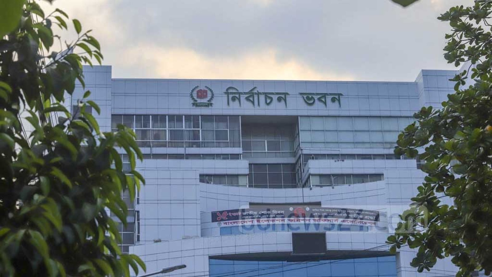 পাবনা ১ ও ২: নতুন তফসিলে মনোনয়নপত্র জমার শেষ সময় রোববার, ভোট ১২ ফেব্রুয়ারি