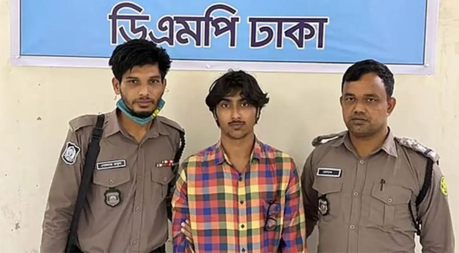 হাজারীবাগে স্কুলছাত্রী বিন্তি হত্যা: আসামি সিয়ামের স্বীকারোক্তি