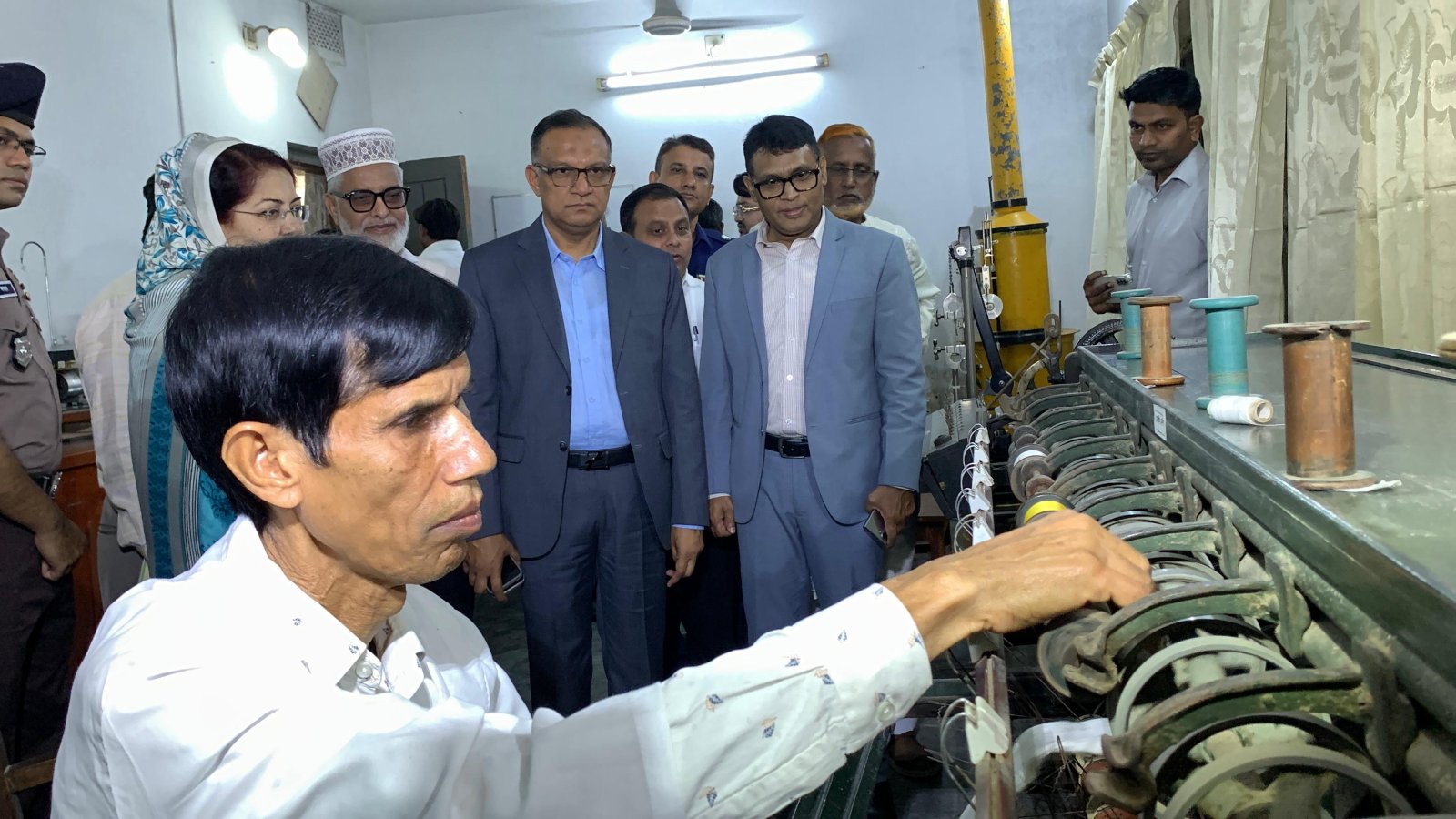 রাজশাহী সিল্ক বাংলাদেশের ঐতিহ্য, হারানো গৌরব ফিরিয়ে আনতে কাজ শুরু : প্রতিমন্ত্রী