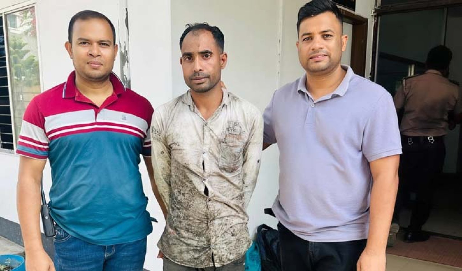 বিদেশ থেকে পাঠানো টাকার হিসেব নিয়ে দ্বন্দ্ব, স্ত্রীকে হত্যা