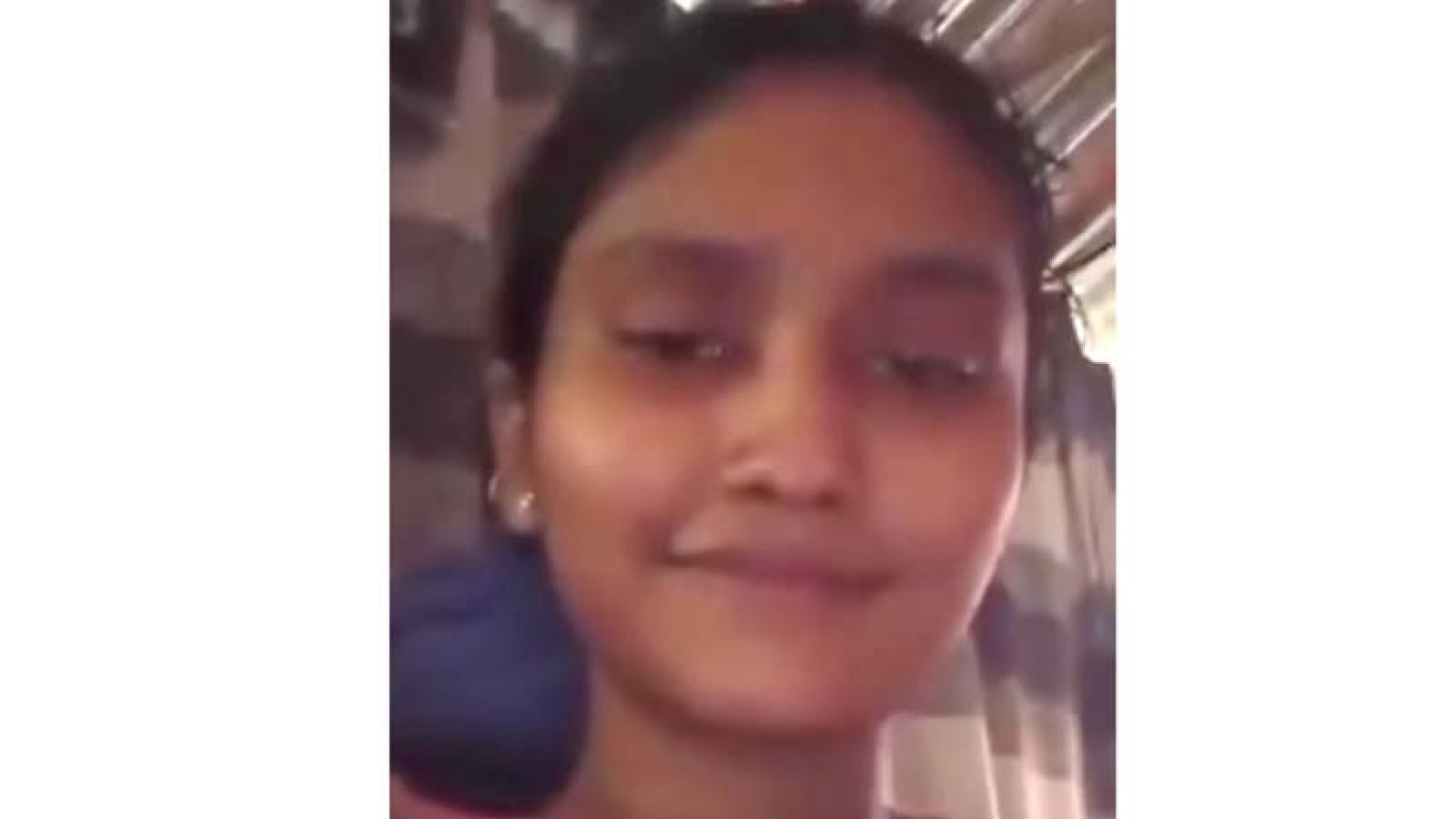 ‘আমার কবরের কাছে একটু যেয়ো’