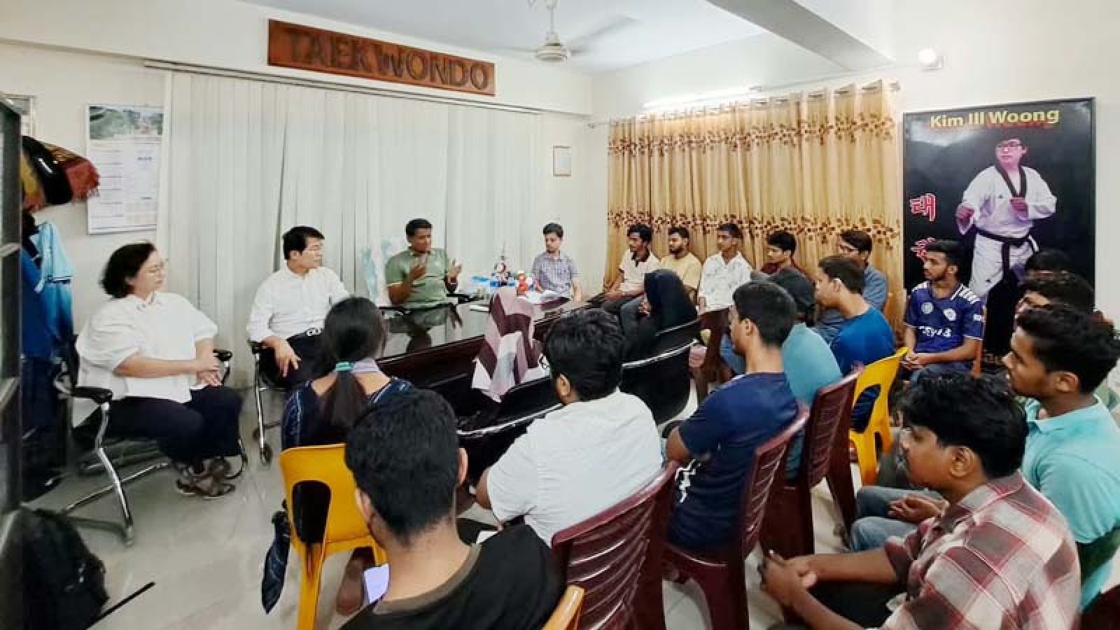 রাবিতে প্রতিবন্ধী শিক্ষার্থীদের কোরিয়ান ভাষা শিক্ষা ও প্যারা তায়কোয়ানডো প্রশিক্ষণের উদ্যোগ