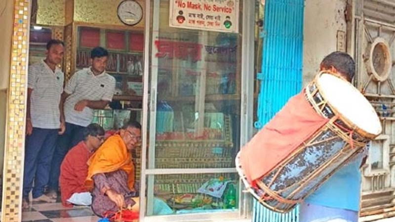 চাঁপাইনবাবগঞ্জে ধর্মীয় ভাবগাম্ভীর্যে বিশ্বকর্মা পূজা
