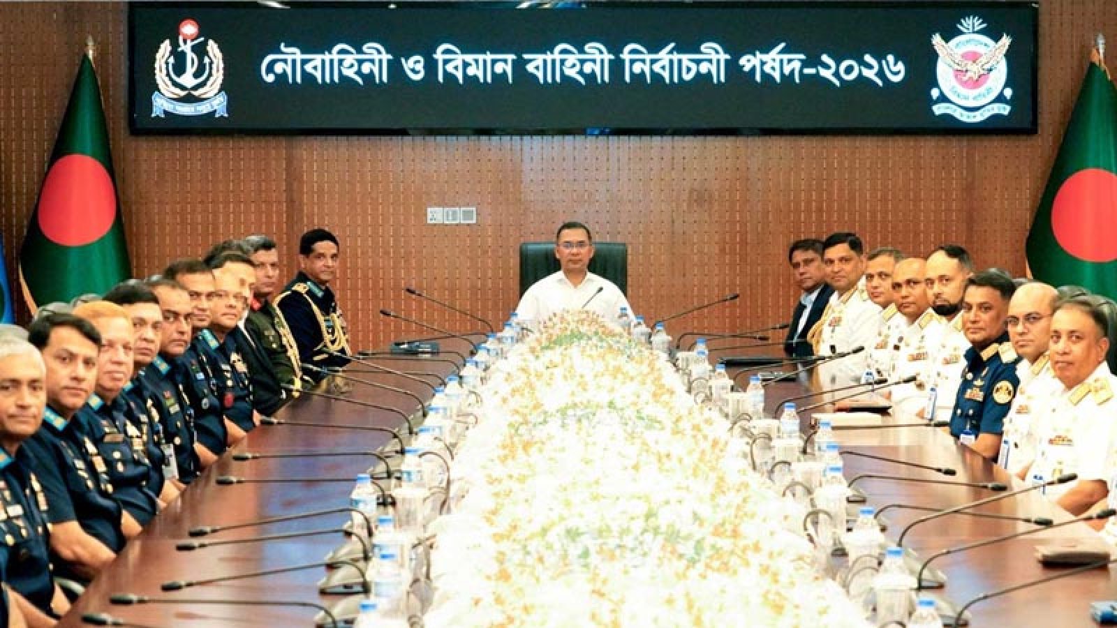 রাজনৈতিক মতাদর্শের ঊর্ধ্বে থেকে পদোন্নতির নির্দেশ প্রধানমন্ত্রীর
