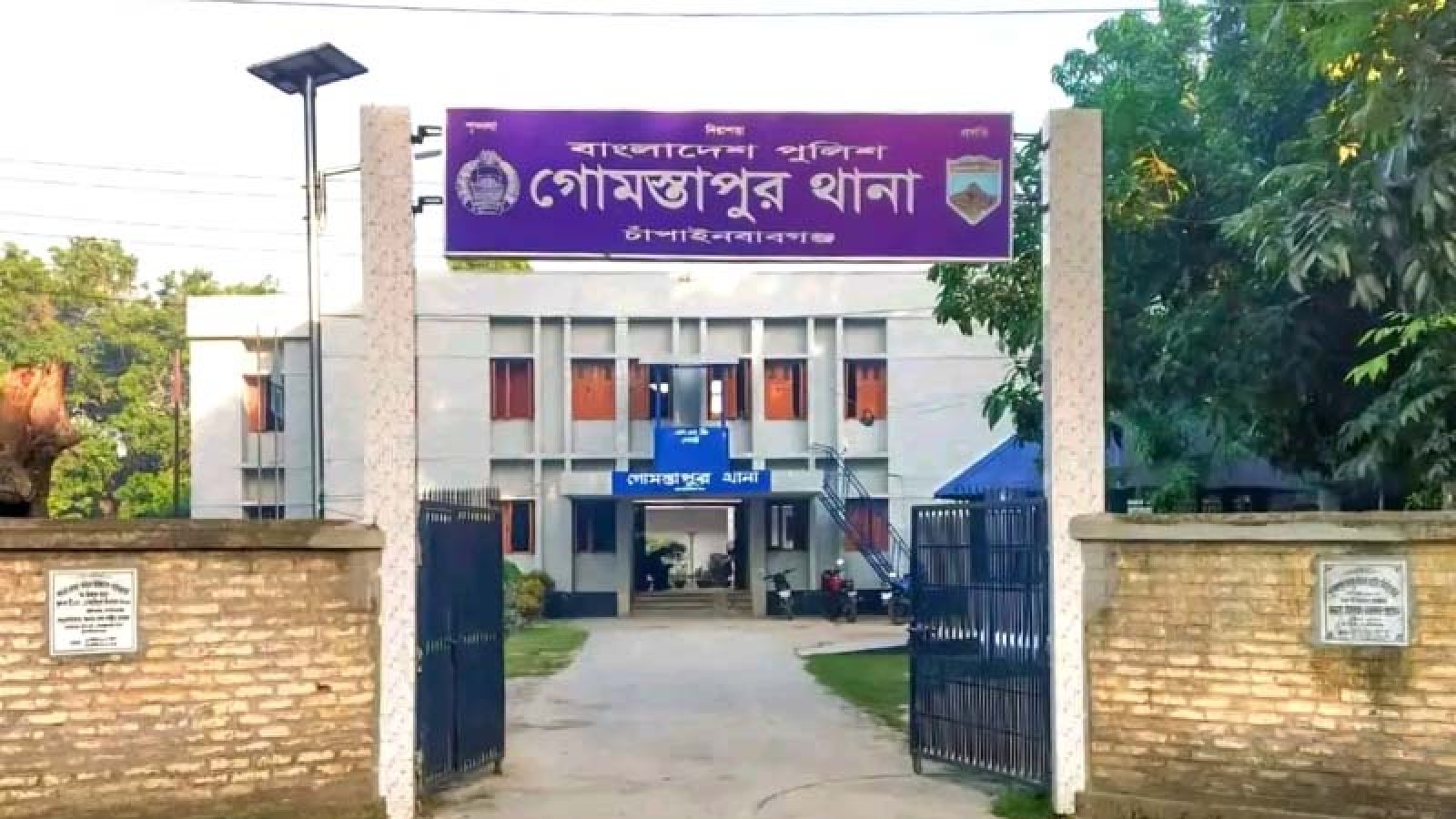 গোমস্তাপুরে সন্ত্রাসবিরোধী মামলায় তিনজন গ্রেফতার