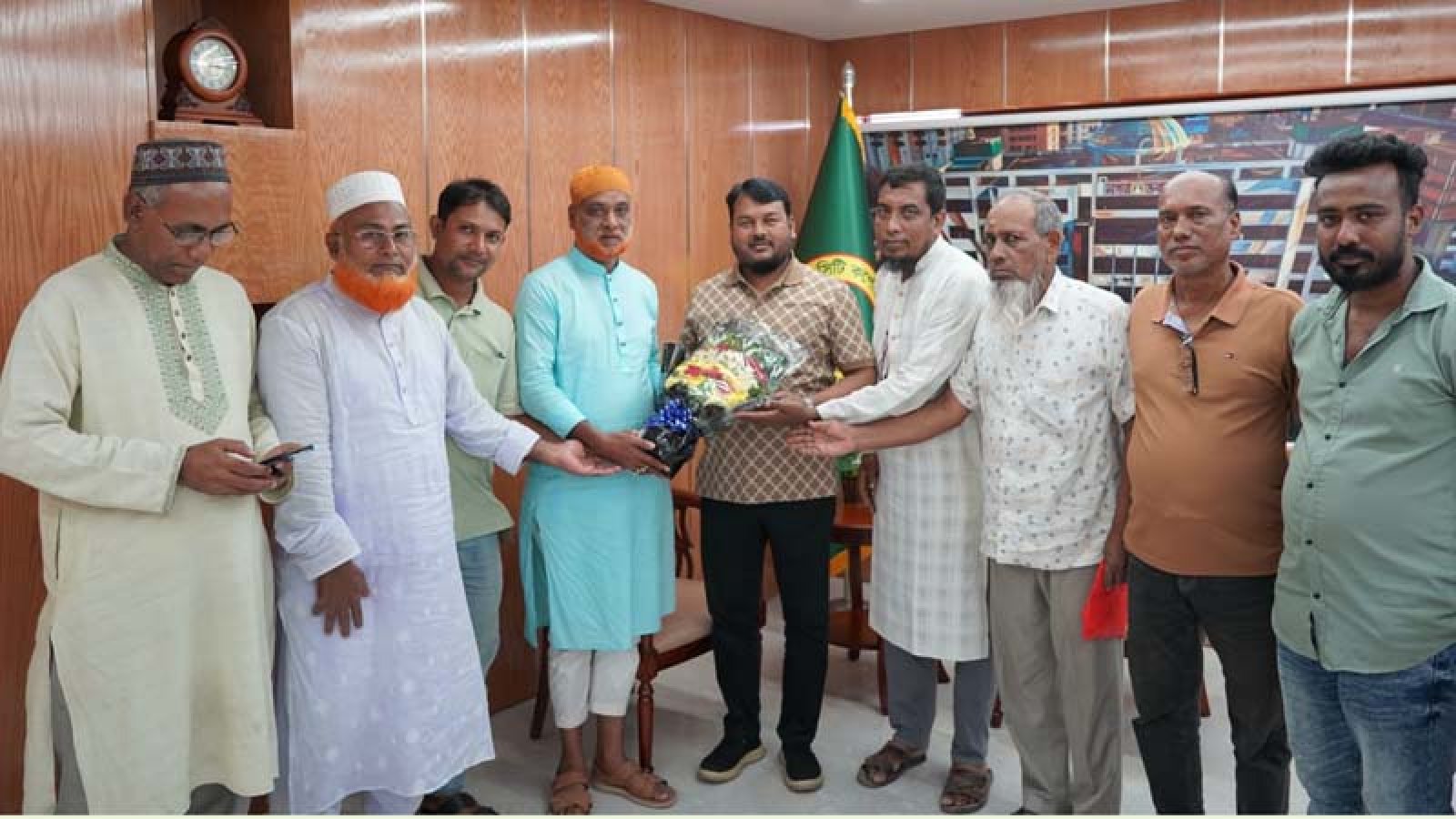 রাসিক প্রশাসকের সঙ্গে জিয়া মঞ্চ মহানগর কমিটির সৌজন্য সাক্ষাৎ