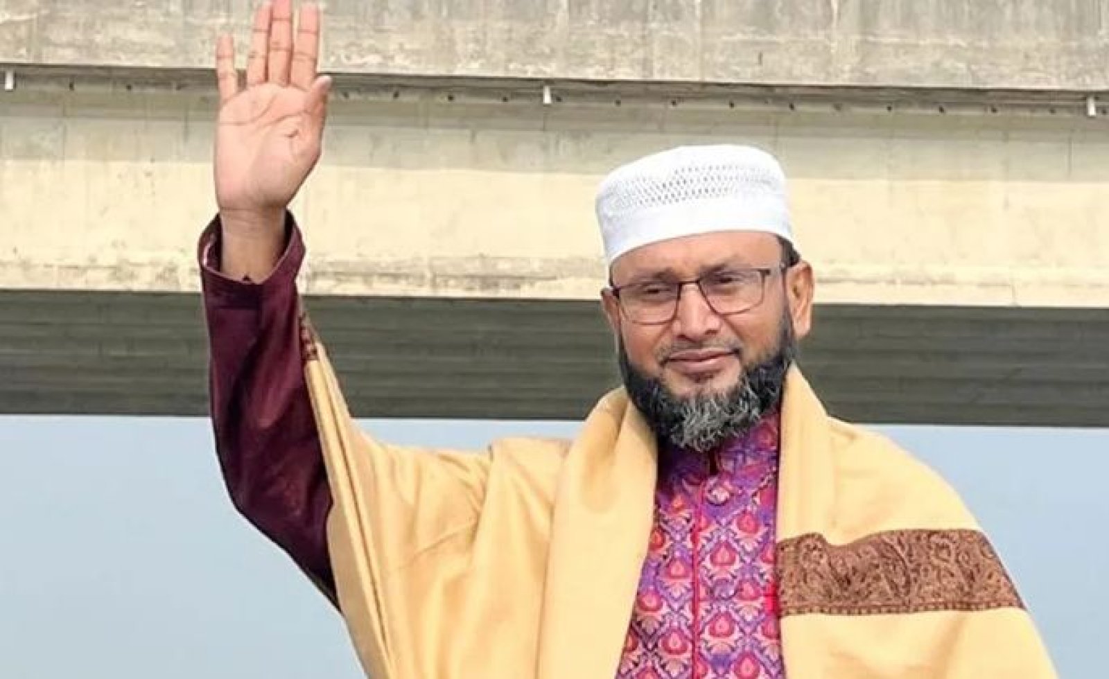 ‘ডা.’ পদবি ব্যবহার করায় শোকজ, জবাবে যা বললেন জামায়াত প্রার্থী