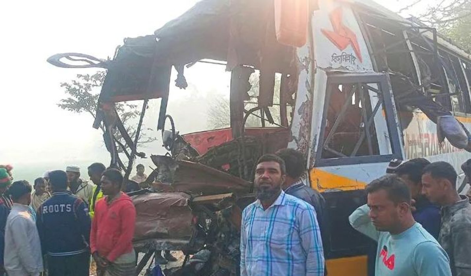 পাবনায় দুই বাসের সংঘর্ষে নিহত ২