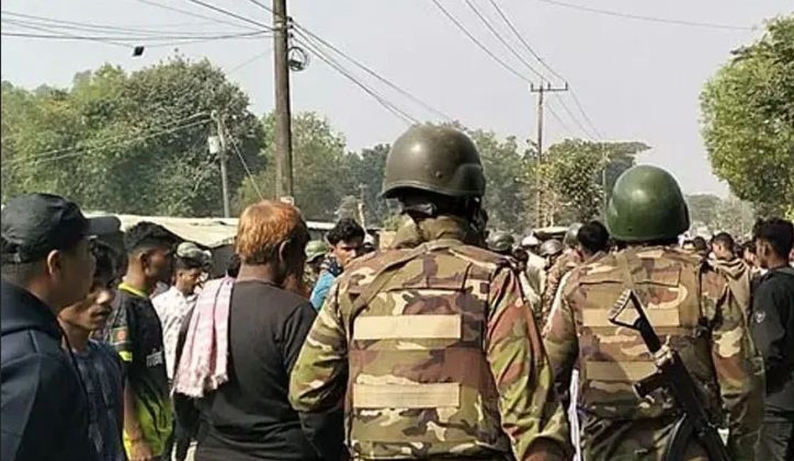 মিয়ানমার থেকে ছোড়া গুলিতে টেকনাফে শিশু নিহত