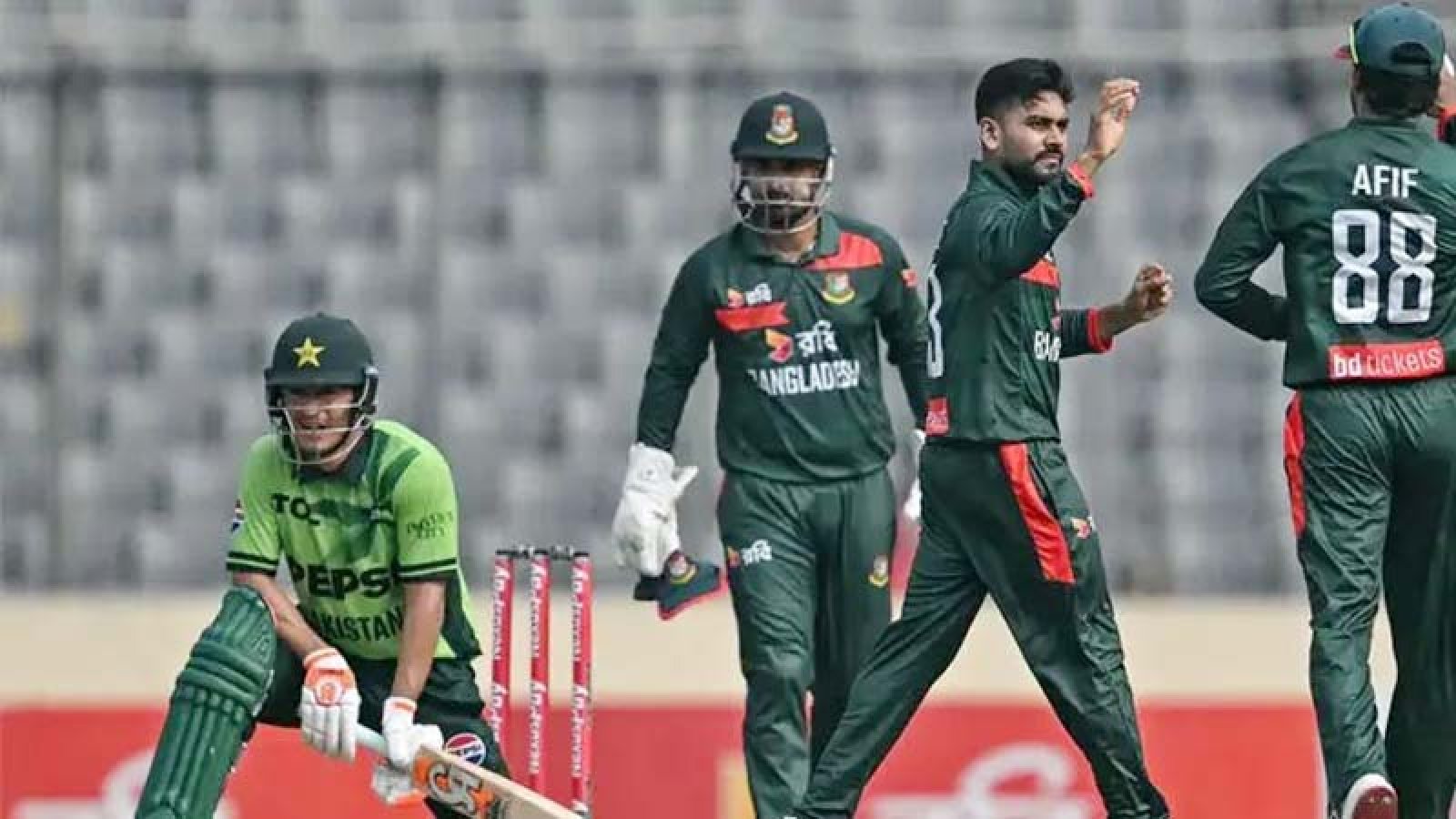 মিরপুরে ট্রফির লড়াই: মিরাজদের লক্ষ্য সিরিজ জয়, চোখ র‌্যাংকিংয়েও