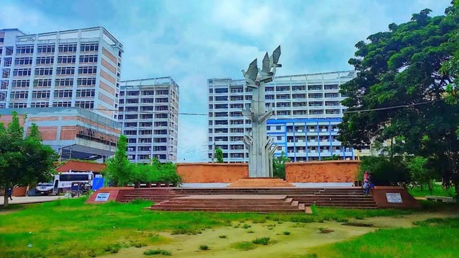 পাবিপ্রবিতে ফের নারী শিক্ষার্থীদের র‍্যাগিংয়ের  অভিযোগ