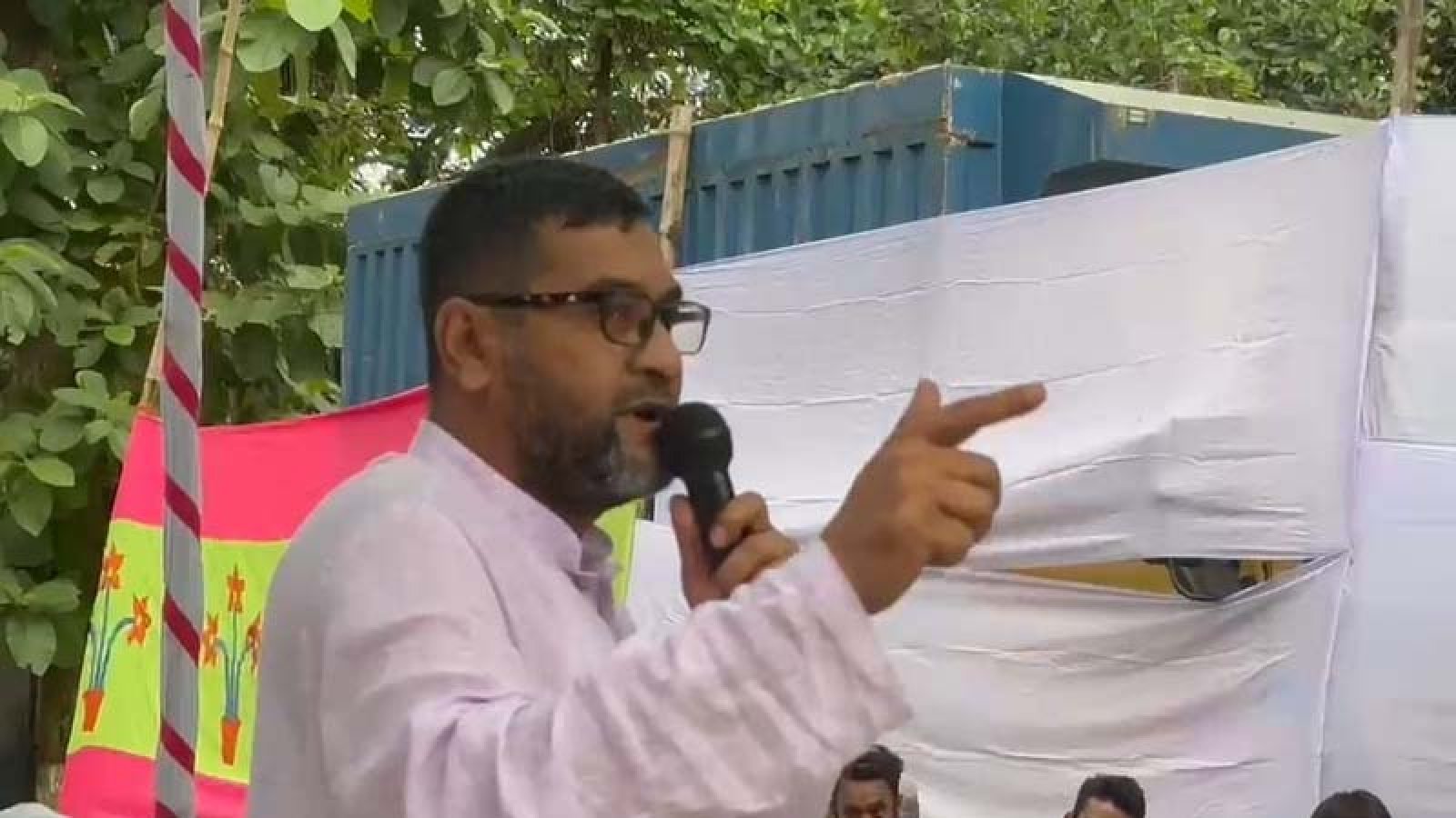 থানার সামনে গিয়ে আত্মহত্যার হুমকি বিএনপি নেতার
