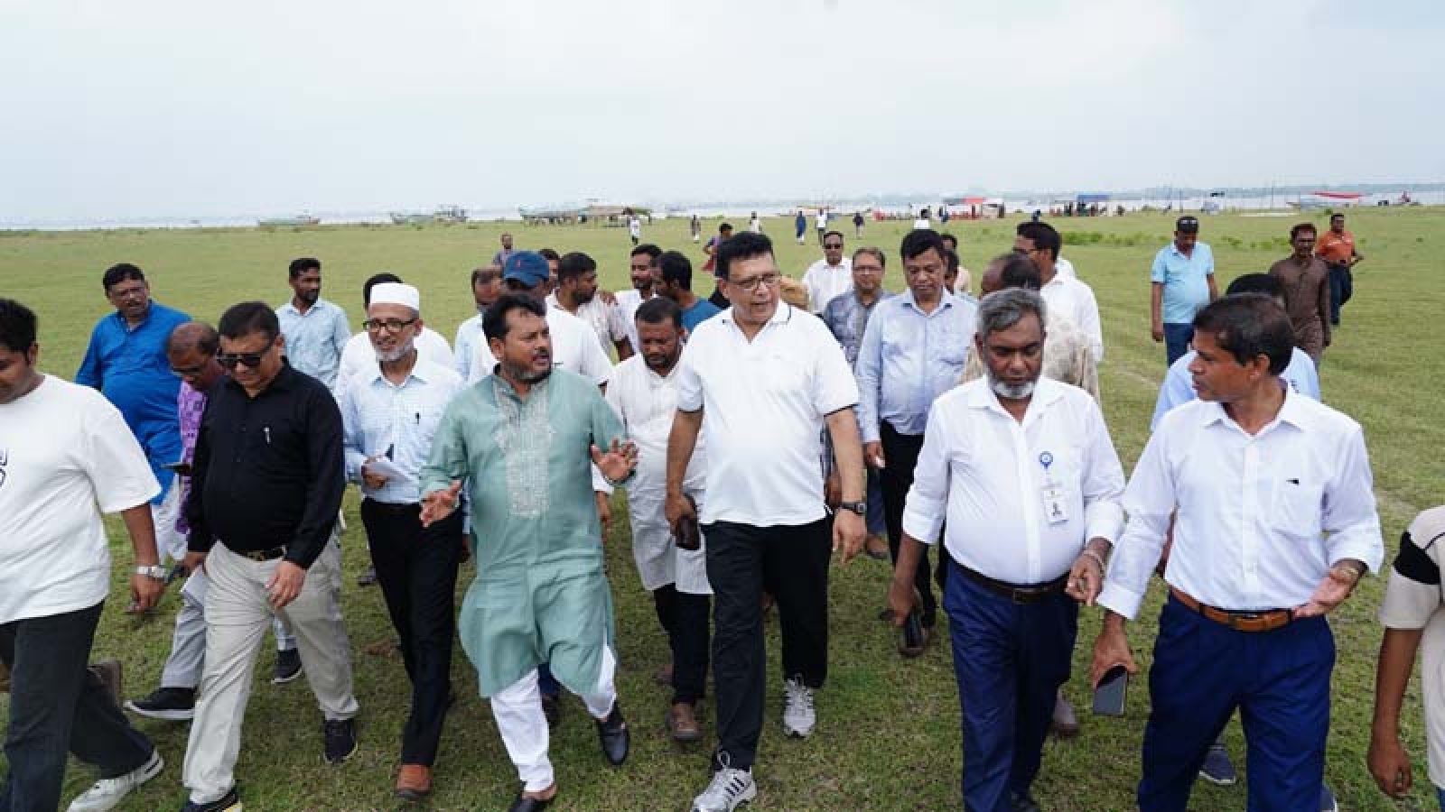 রাজশাহীর ‘মিনি সুইজারল্যান্ড’ পরির্দশনে প্রাণিসম্পদের ডিজি