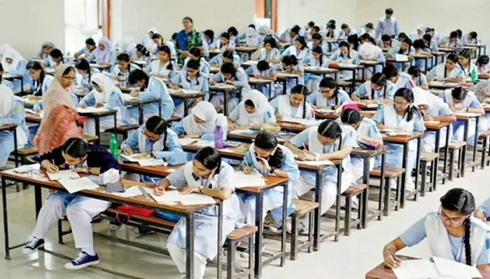এইচএসসি পরীক্ষা শুরু হতে পারে ৭ জুন, থাকবে অভিন্ন প্রশ্নপত্র