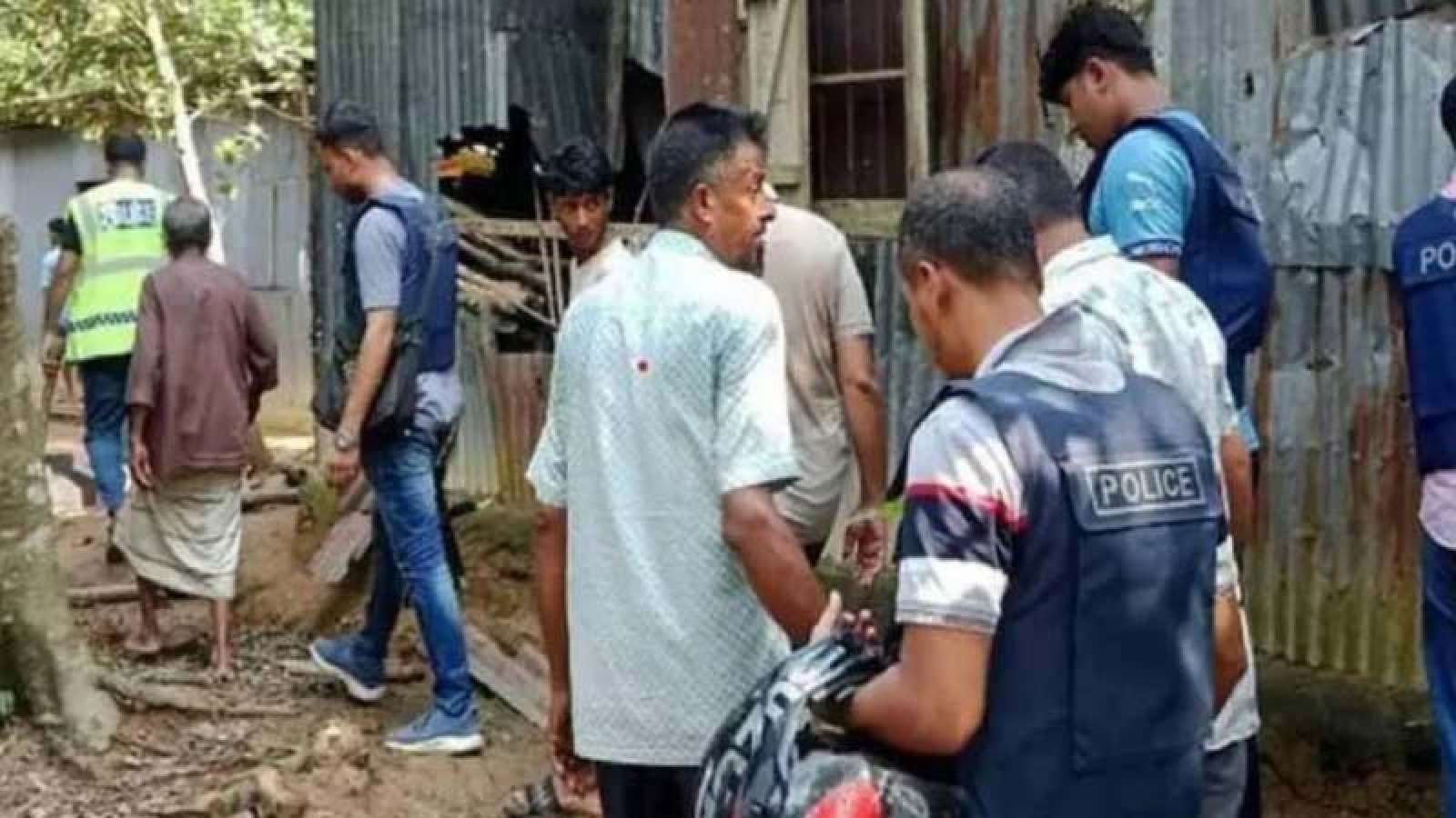 রাস্তা নিয়ে দুই গ্রামের মানুষের সংঘর্ষে নিহত ২