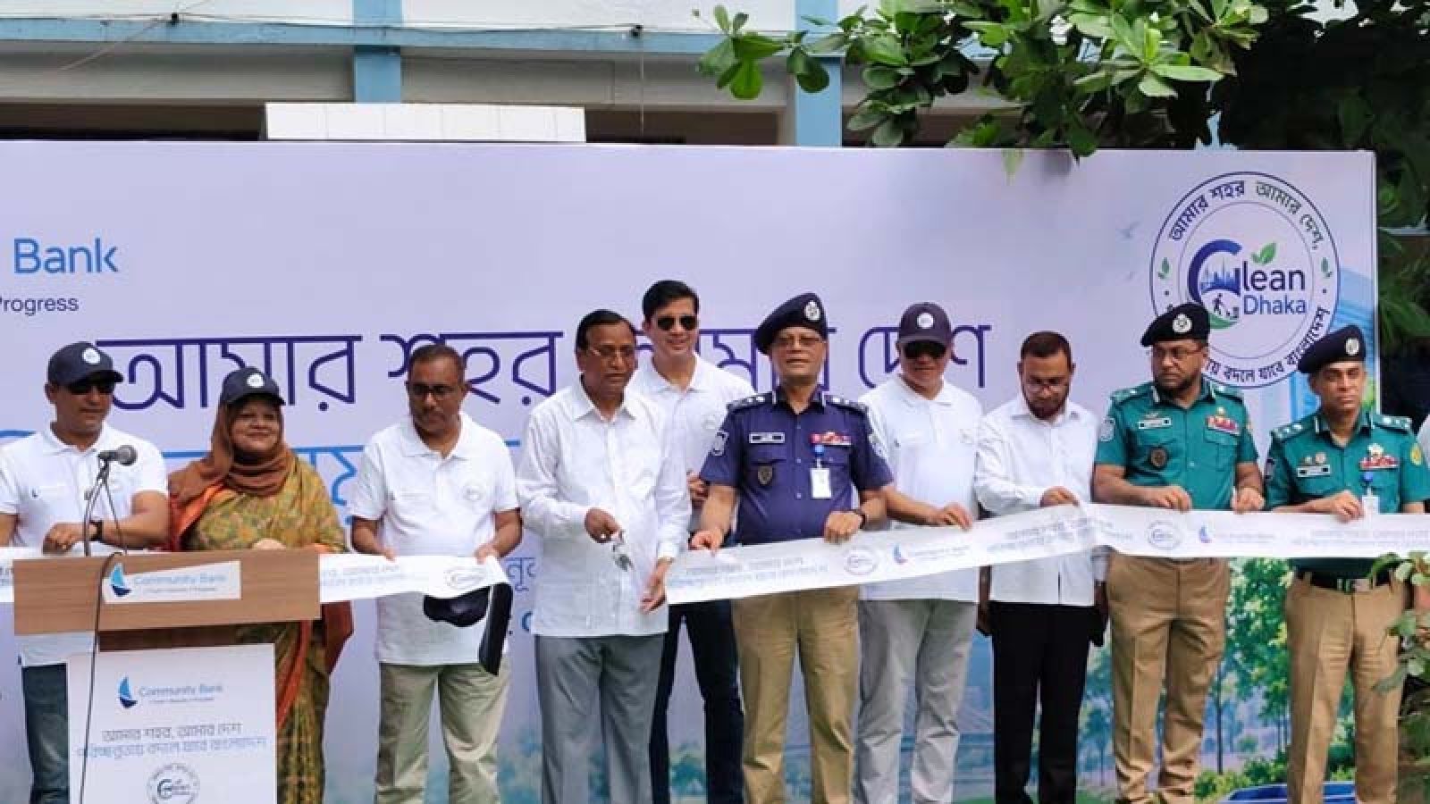 আইনের সীমাবদ্ধতায় অপরাধীদের আটকে রাখা যায় না: আইজিপি