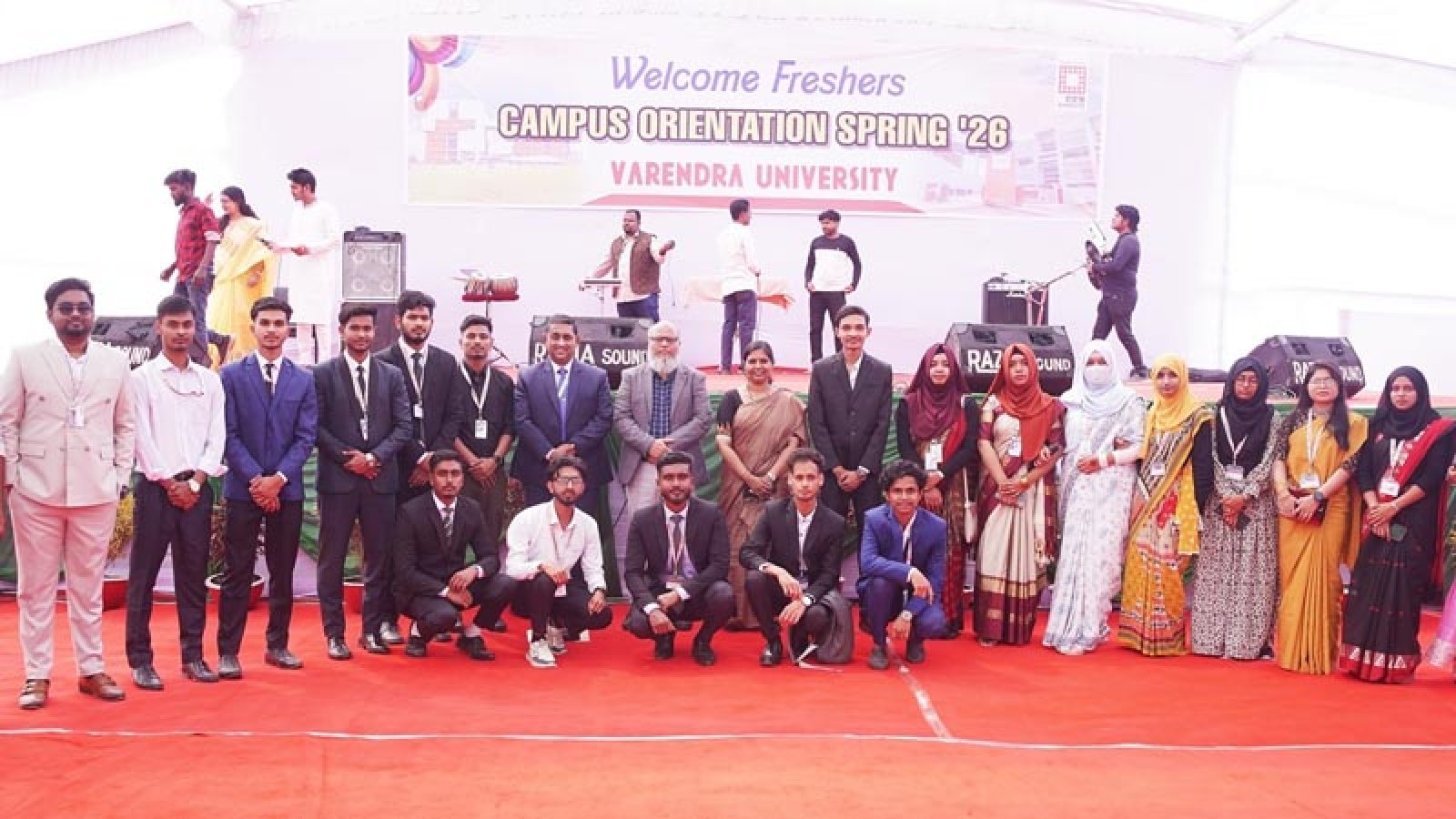 বরেন্দ্র বিশ্ববিদ্যালয়ে নবীন শিক্ষার্থীদের বরণ