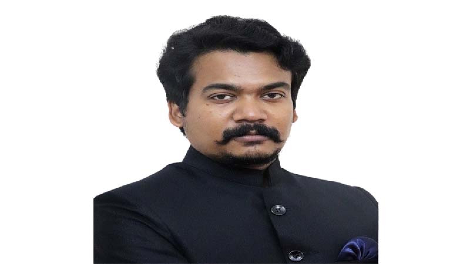 স্বপ্নালোকিত বৈষম্যহীনতায় শ্রমিকের হালচাল