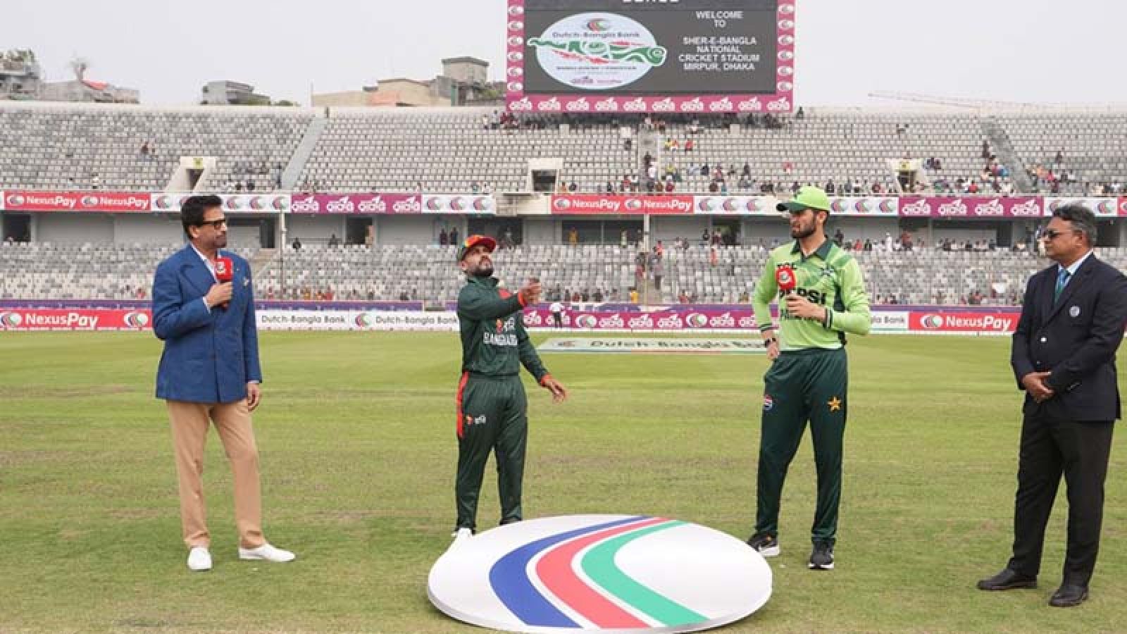 টস হেরে ব্যাটিংয়ে বাংলাদেশ