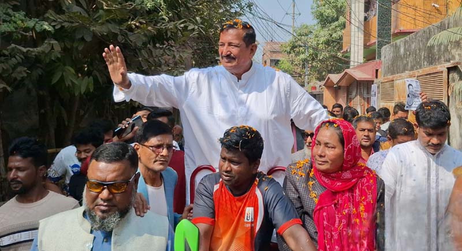 বিজয়ী হলে বেকারদের কর্মসংস্থানে বিশেষ গুরুত্ব দেয়া হবে : মিনু