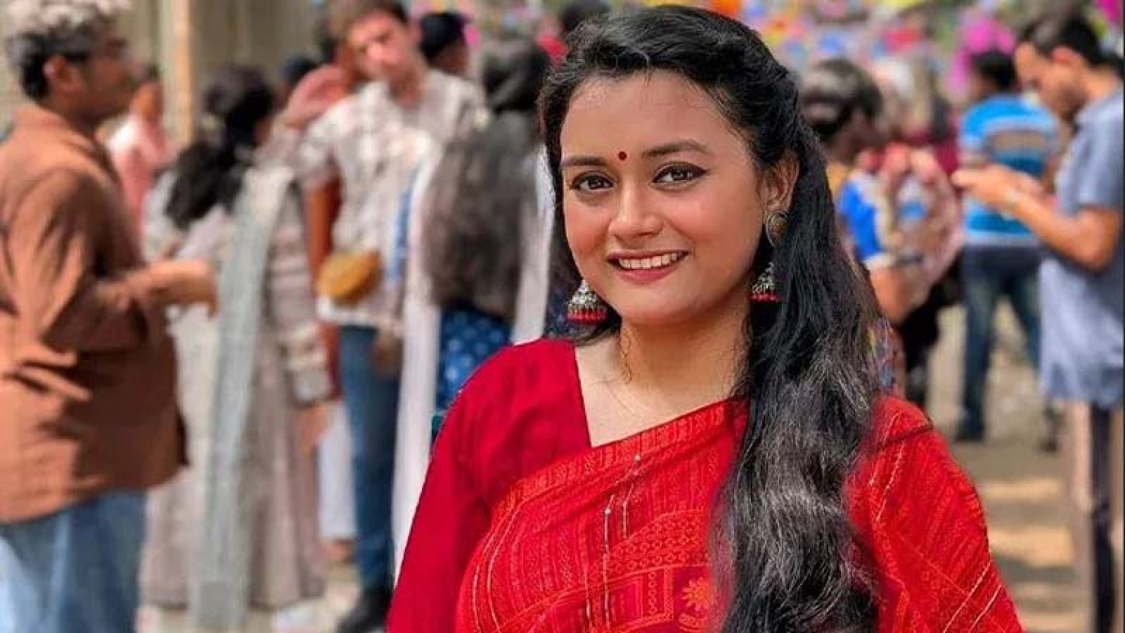 ঢাবি শিক্ষার্থীর ঝুলন্ত মরদেহ উদ্ধার, শিক্ষক গ্রেপ্তার