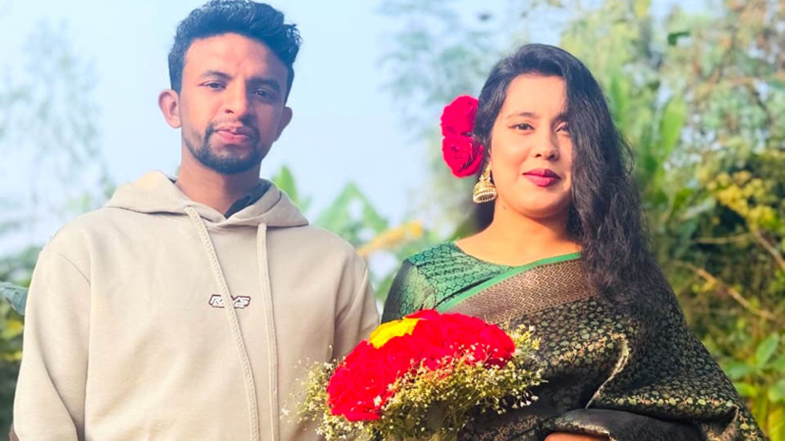 বিয়ের দাবিতে প্রেমিকের বাড়িতে প্রেমিকার অনশন, প্রেমিক লাপাত্তা