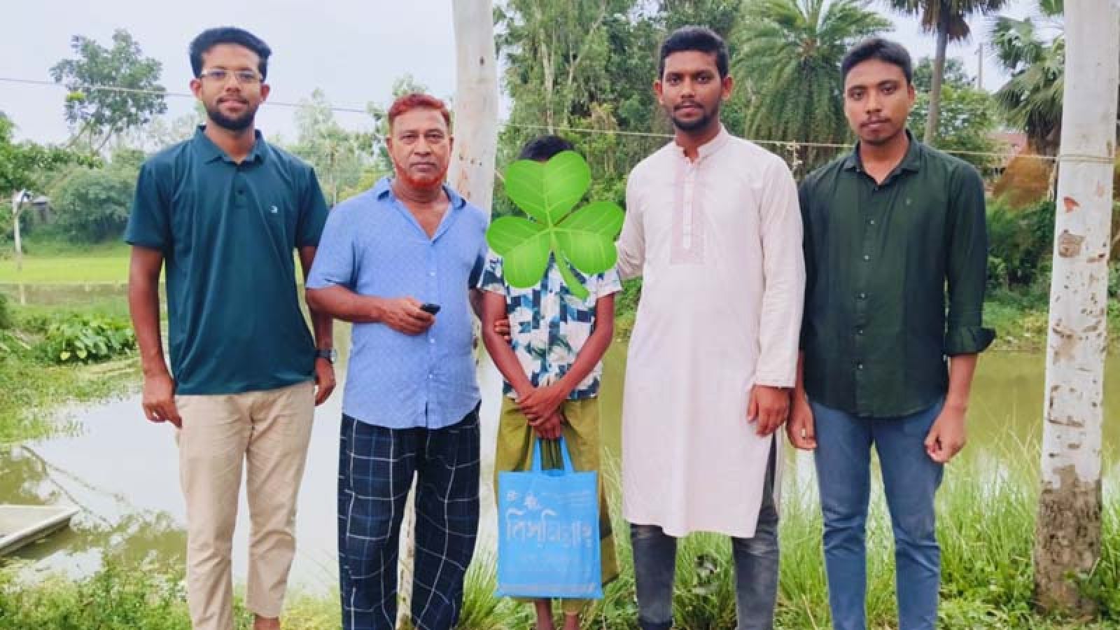 সিংড়ায় ৪ শিক্ষার্থীকে স্কুল ড্রেস উপহার দিল ছাত্রশিবির