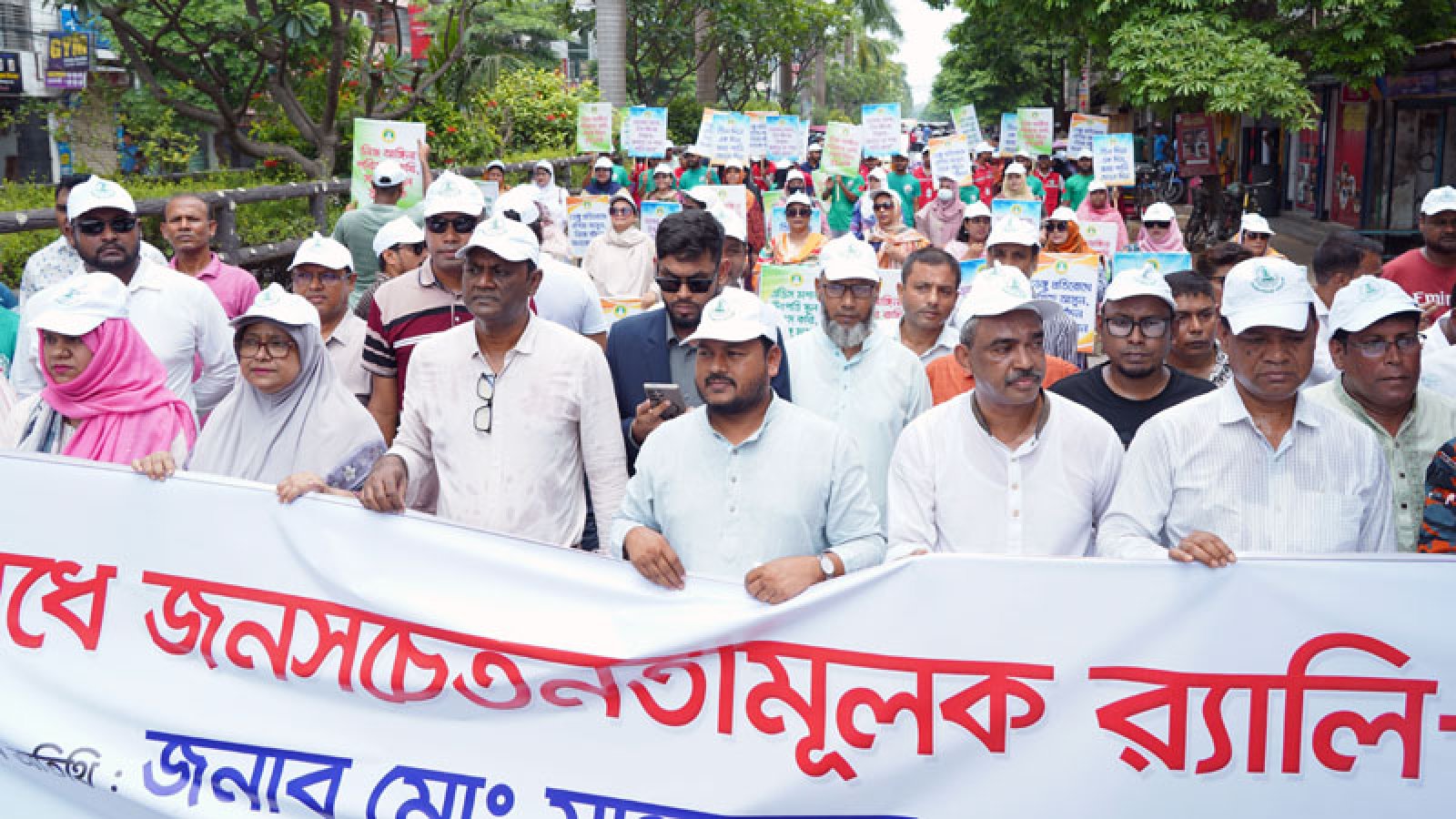 ডেঙ্গমুক্ত নগরী গড়তে আমাদের প্রচেষ্টা অব্যাহত থাকবে : রাসিক প্রশাসক