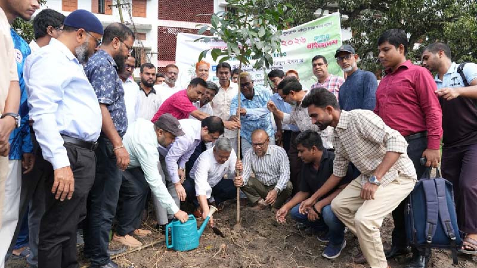 রাবিতে বৃক্ষরোপণ কর্মসূচি উদ্বোধন