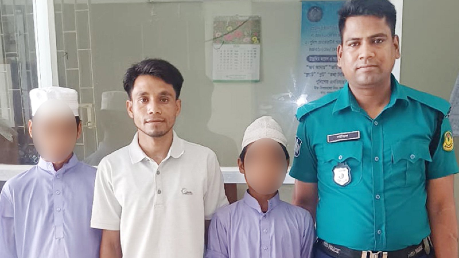 নগরীতে পথহারা দুই মাদ্রাসা ছাত্র উদ্ধার