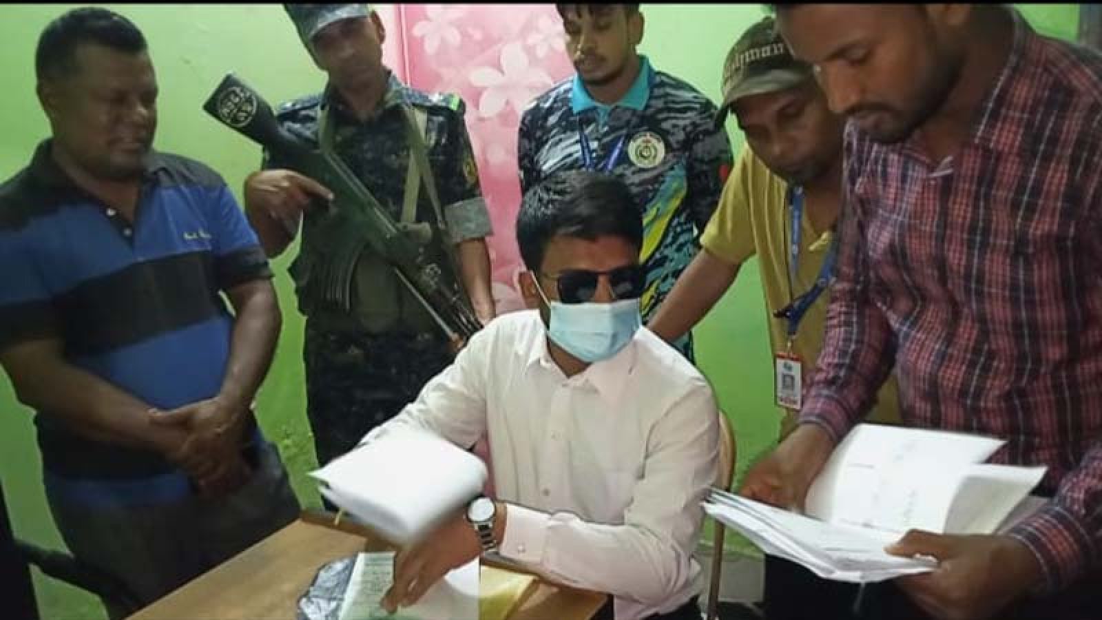 পাবনায় দুই ক্লিনিক মালিককে কারাদণ্ড-জরিমানা, ক্লিনিক সিলগালা