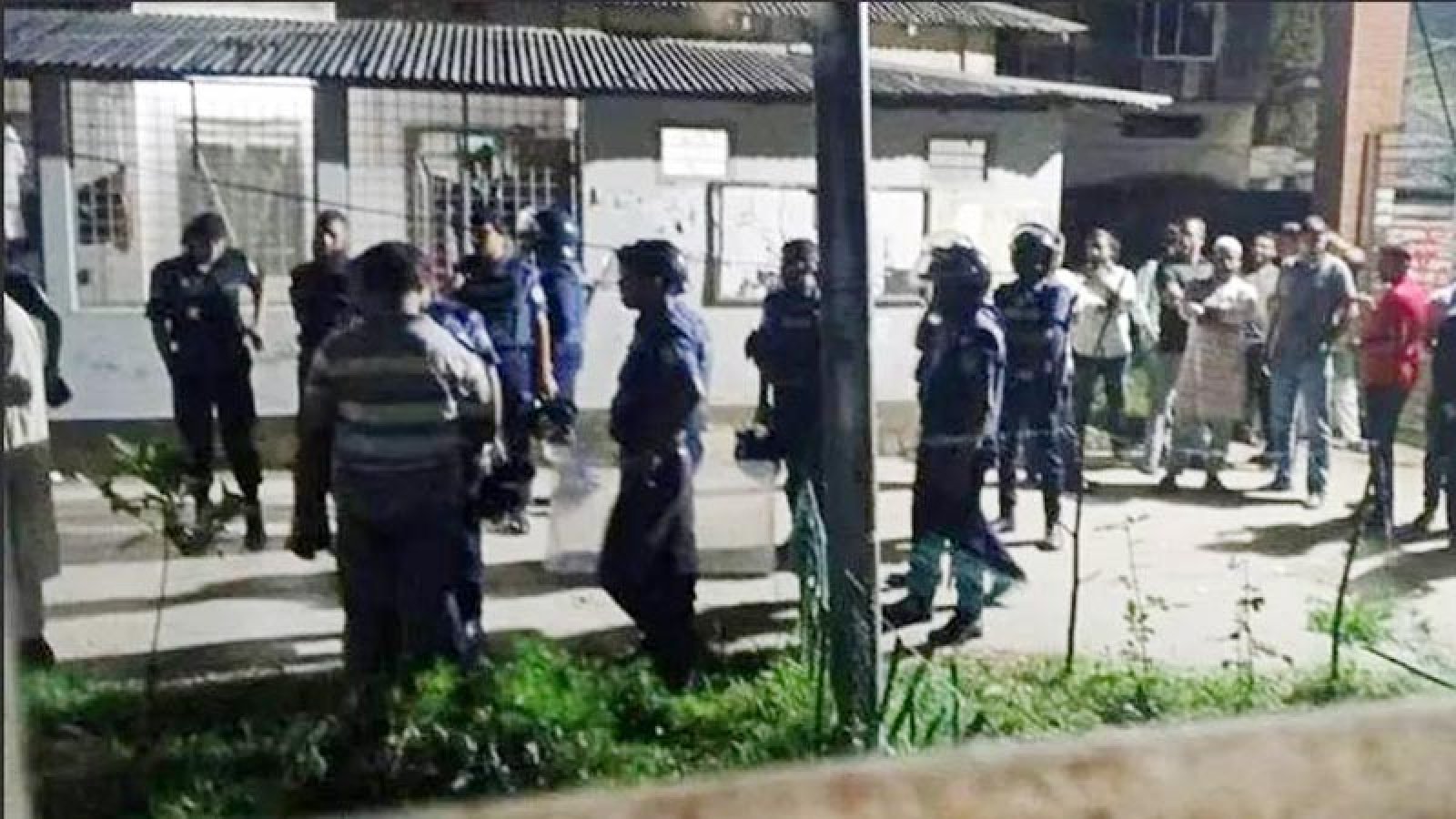 ময়মনসিংহ মেডিকেলে ছাত্রদলের দু’পক্ষের সংঘর্ষ, ক্লাস-পরীক্ষা স্থগিত