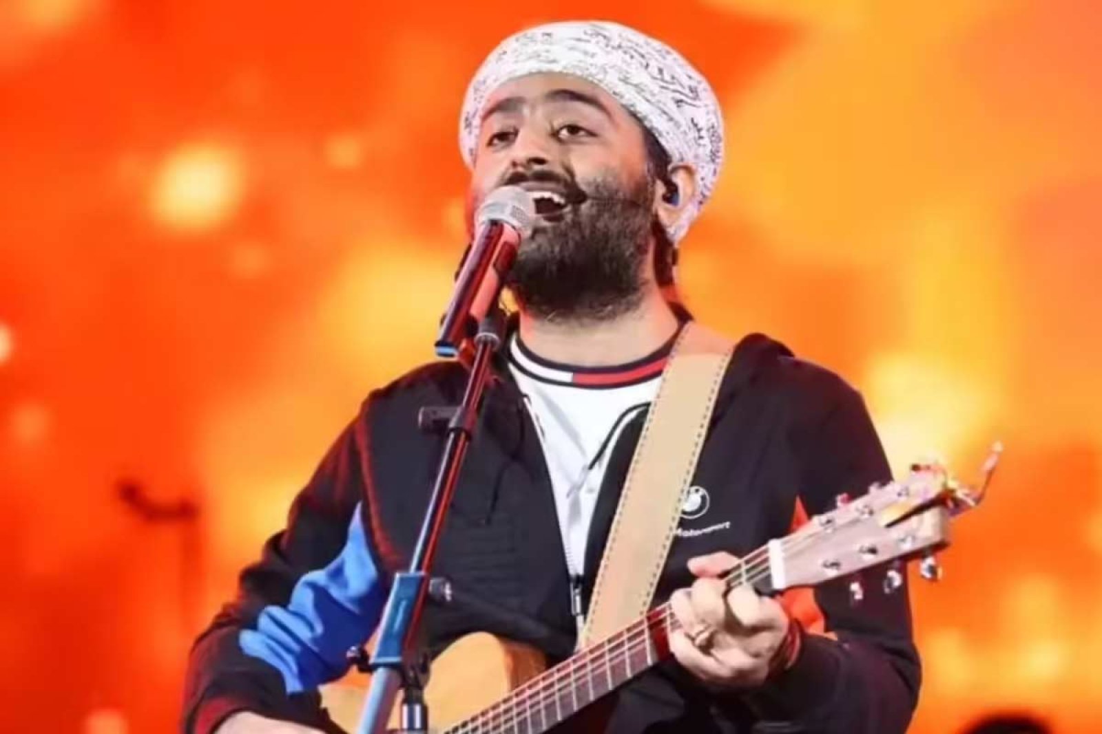 কথা রাখলেন অরিজিৎ, প্লেব্যাক থেকে বিদায়ের পর প্রথমবার প্রকাশ্যে গায়কের নতুন গান