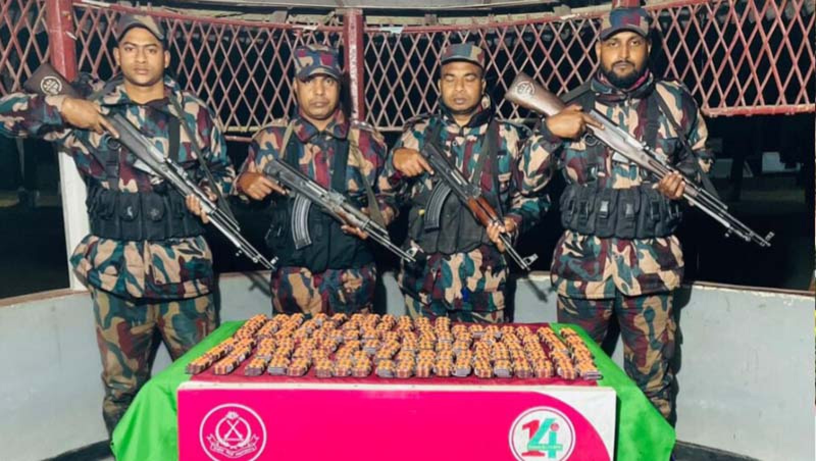 পত্নীতলা বিজিবির অভিযানে বিপুল পরিমাণ ভারতীয় মাদকদ্রব্য উদ্ধার