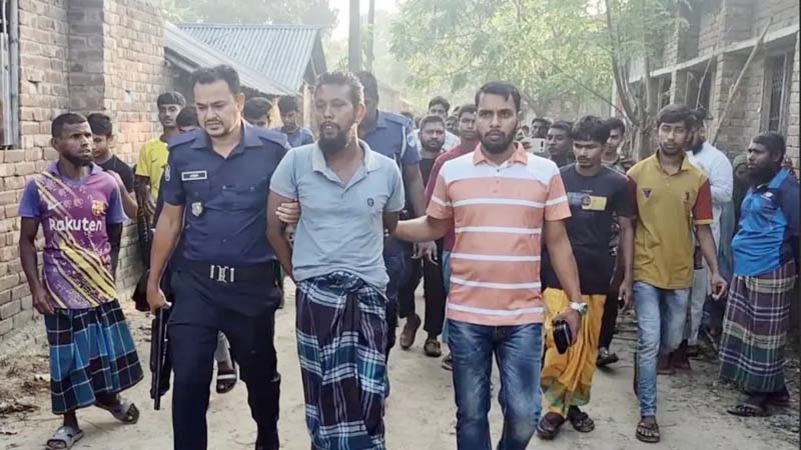 ঝিনাইদহে শ্বশুরের কুড়ালের আঘাতে জামাই নিহত