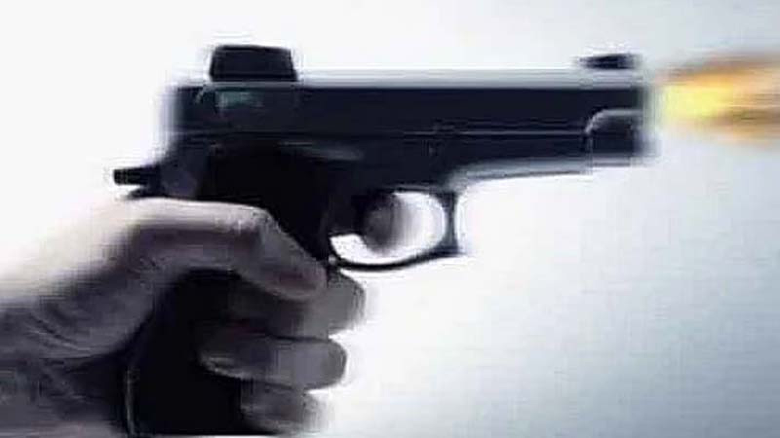 খুলনায় আ. লীগের মিছিল থেকে বিএনপি নেতার বাড়িতে গুলি