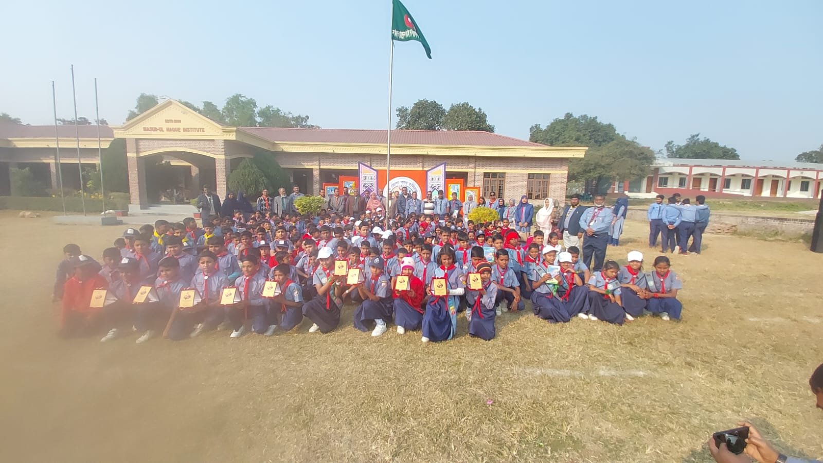 চাঁপাইনবাবগঞ্জে নানা আয়োজনে শেষ হলো ৪র্থ জেলা কাব হলিডে