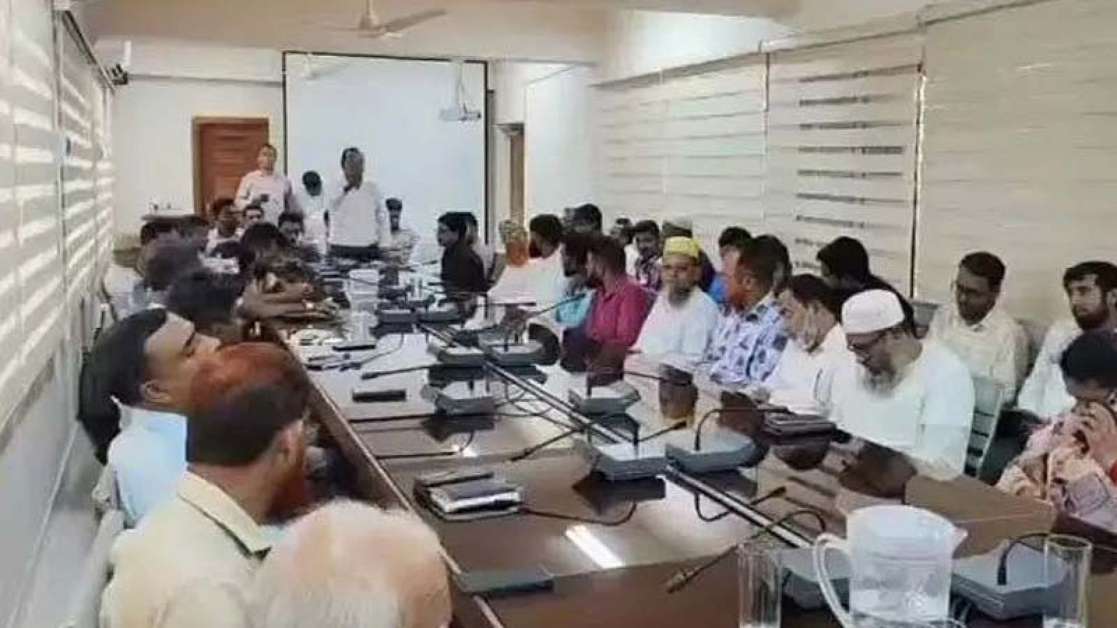 আইনশৃঙ্খলা সভায় সাজাপ্রাপ্ত বিএনপি নেত্রী, সমালোচনার পর খুঁজছে পুলিশ