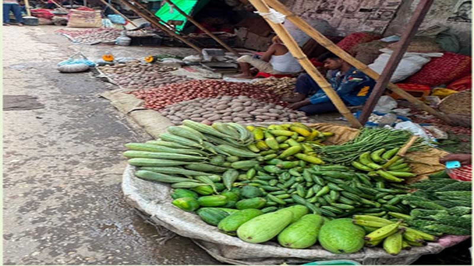 লাগামহীন নিত্যপণ্য, সপ্তাহের ব্যবধানে দাম বৃদ্ধি