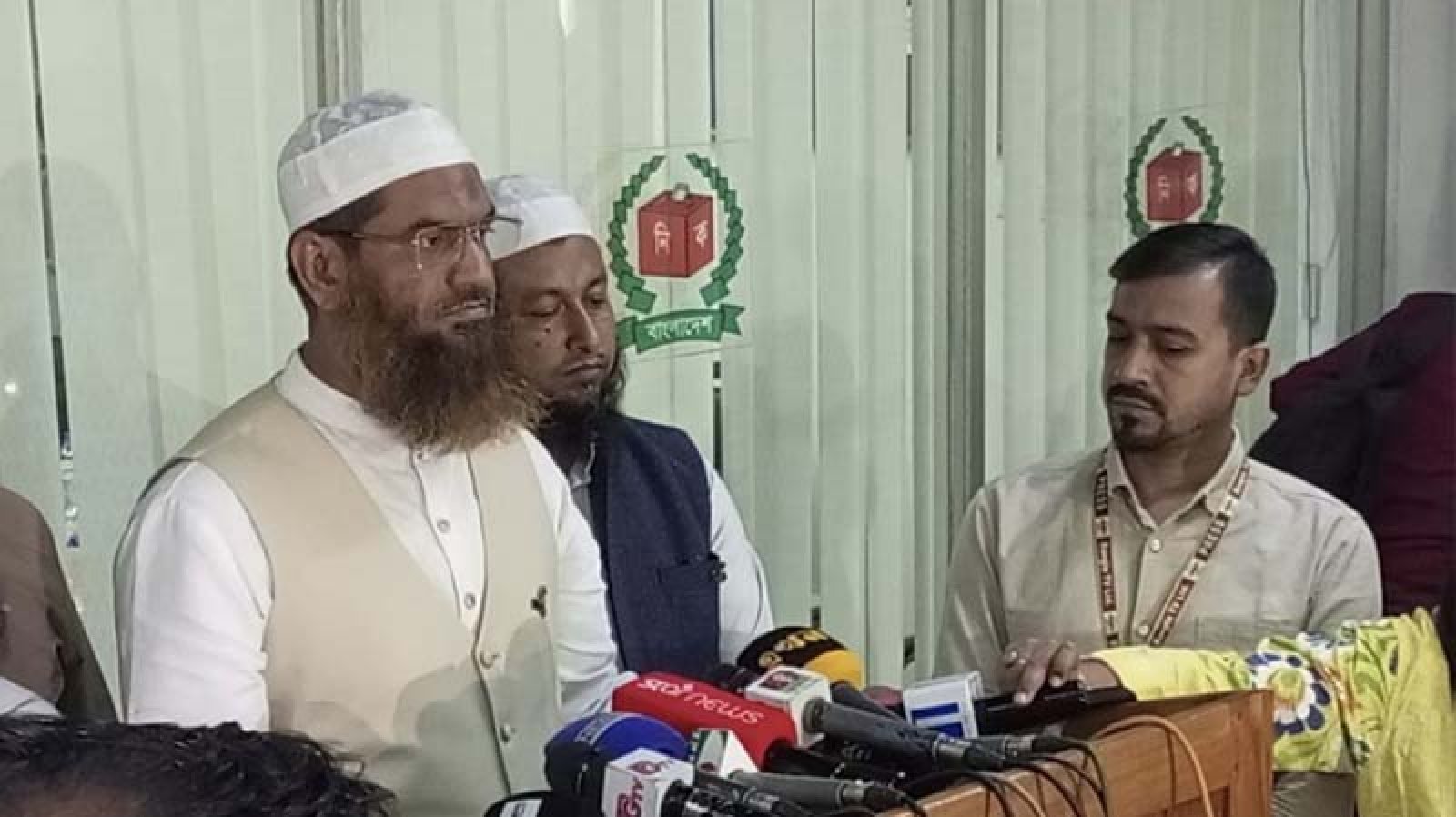 ভোট গণনায় ‘ইঞ্জিনিয়ারিংয়ের’ অভিযোগ মামুনুল হকের
