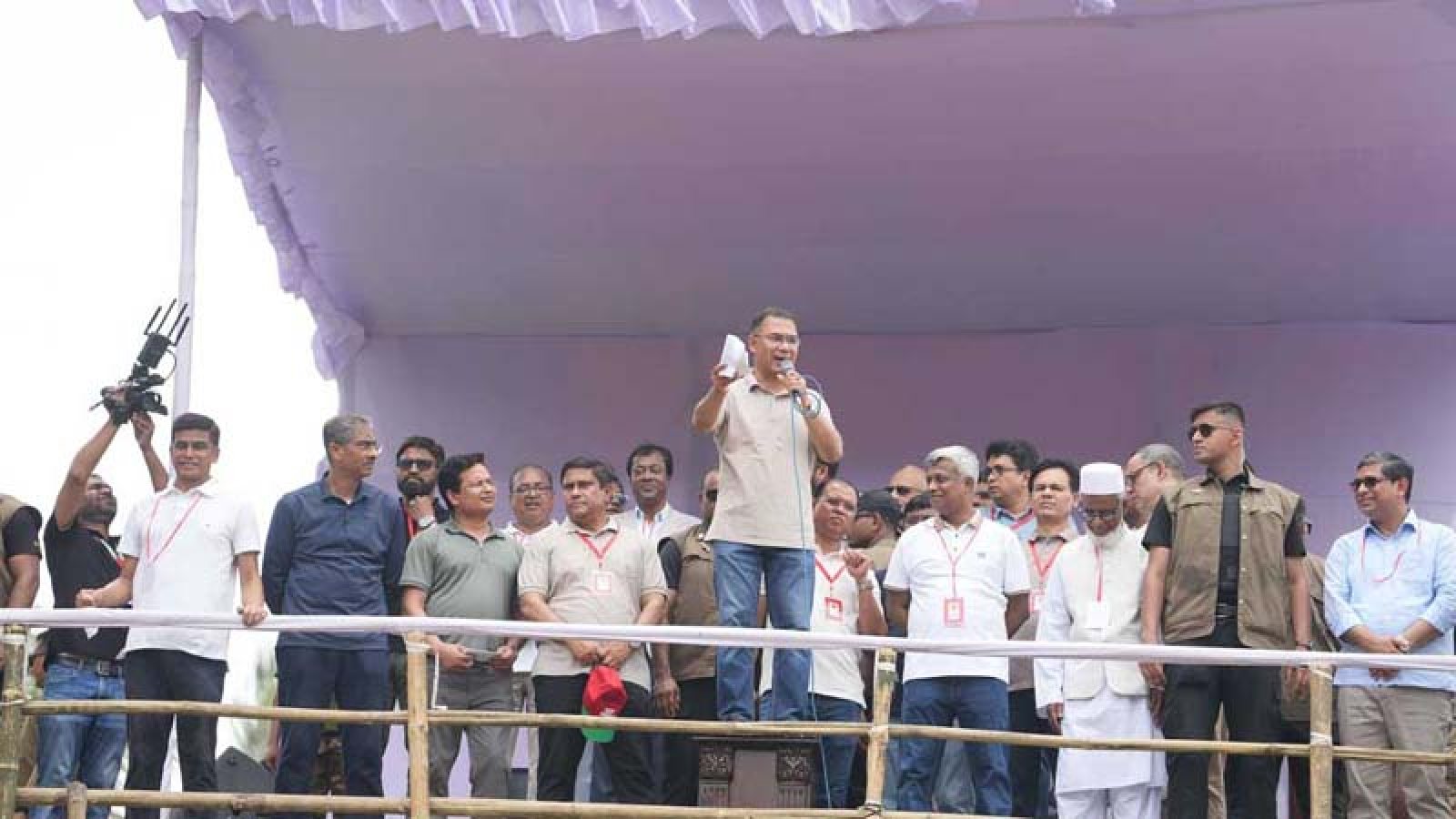 মেয়েদের শিক্ষা হবে ‘ডিগ্রি পর্যন্ত ফ্রি’, আসছে ‘এলপিজি কার্ড’: প্রধানমন্ত্রী