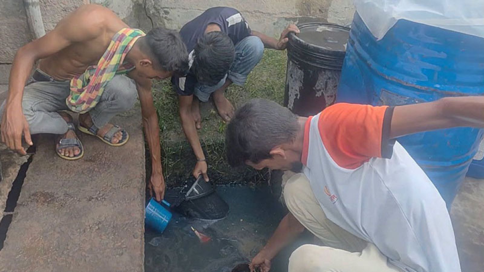 পাইপ ফেটে ডিজেল ড্রেনে, তদন্তে কমিটি