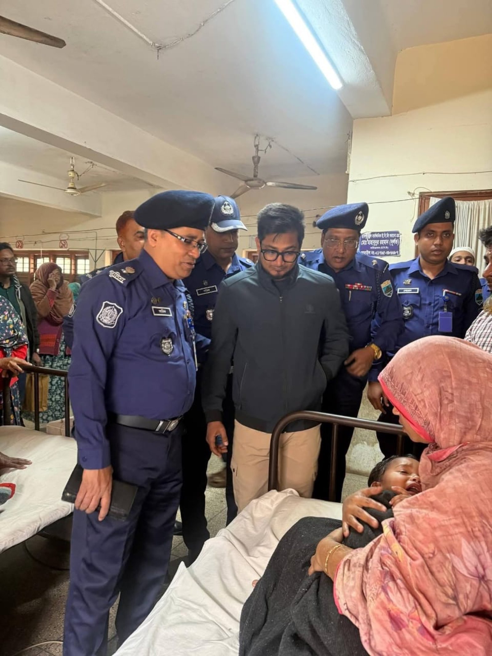 পত্নীতলায় ১৬ মাসের শিশুকে নদীতে নিক্ষেপ মায়ের : অতঃপর...