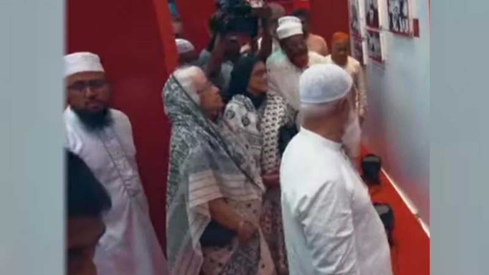 জামায়াত আমিরের বাসায় মুক্তিযুদ্ধের ইতিহাস উপস্থাপন নিয়ে বিতর্ক