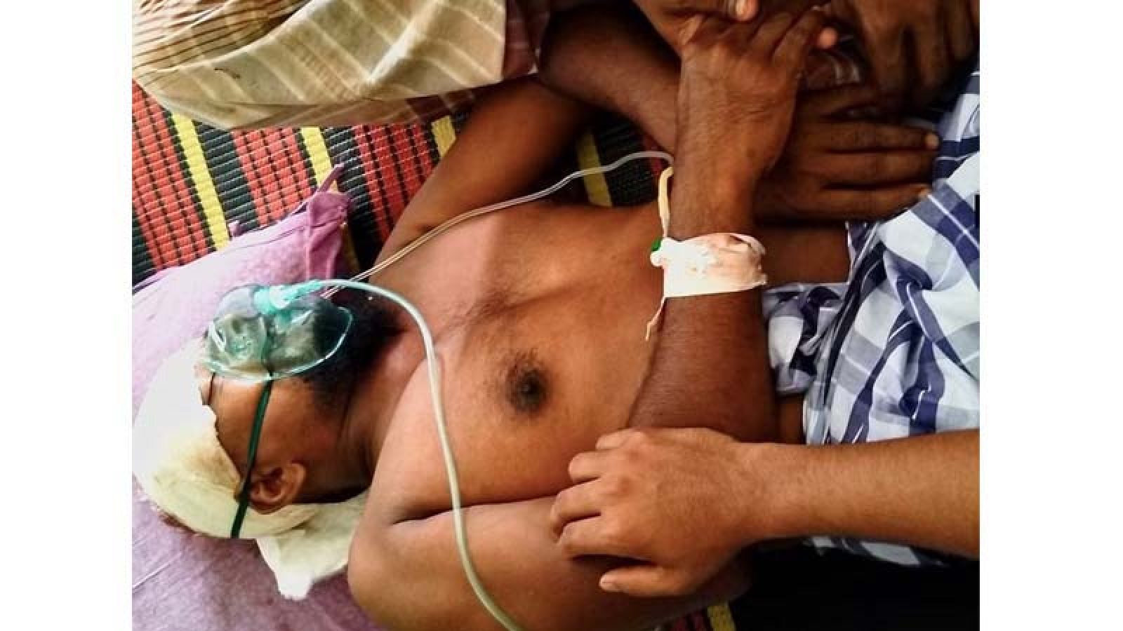 মান্দায় মসজিদের ভেতরে আহত মামুন হাসপাতালে মারা গেলেন